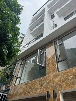 hiếm! nhà 6 tầng thang máy mới tinh rẻ nhất ngọc thụy