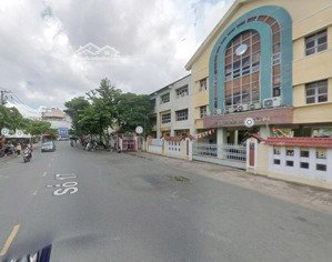 mặt tiền kinh doanh đường 17, đối diện trường lê thánh tôn. nhà 5 tầng