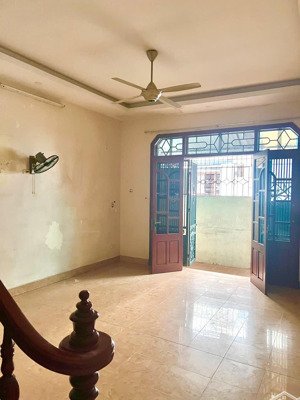 cho thuê nhà nguyên căn thích hợp vừa ở vừa kinh doanh