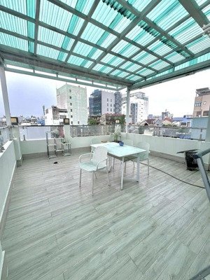 hot!!! chỉ bằng 80% giá thị trường ! 5 tầng btct hẻm 1 trục gần mt huỳnh văn bánh siêu hiếm