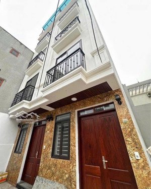 bán nhanh nhà kim chung rẻ đẹp nhất khu vực còn 1 căn cuối , ô tô đỗ cổng giá 4x tỷ , không còn că