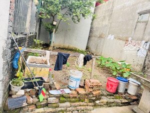 40m đất phúc lợi, gần ô tô, vị trí đẹp giáp vinhomes; nhỉnh 5 tỷ (có thương lượng)