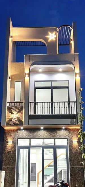 bán căn nhà cực đẹp 50m ngay bắc hải, phường 15, quận 10, gần công viên lê thị riêng