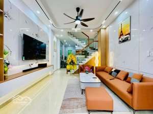 nhà thiết kế hiện đại tại đ. tô ngọc vân, thạnh xuân, quận 12 cần bán gấp với giá 2tỷ599.