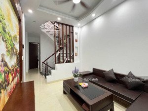 hot bán siêu phẩm nhà đẹp cầu am full nội thất nhà mới kính koong 2 thoáng 4 tầng chỉ 8 tỷ