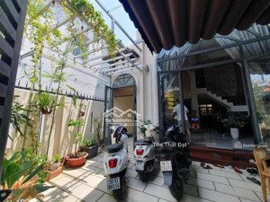 bán nhà 2 tầng kiểu pháp cực đẹp, 120m2 - giá 8.9 tỷ - bình trưng đông, quận 2