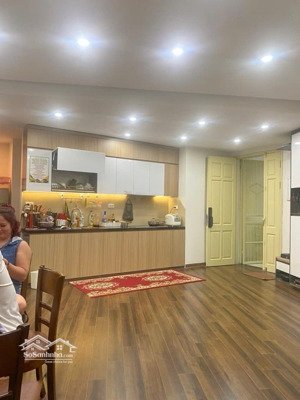 bán gấp căn hộ toà ct5b mễ trì thượng, diện tích 109m2, 3 ngủ 2 vệ sinh