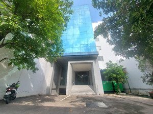 văn phòng 250m2 (trệt) - phù hợp ngân hàng