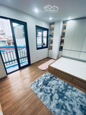 bán tòa chdv hoàng quốc việt, 75m2 x 7 tầng, 16 phòng, xây mới, dòng tiền 75 triệu/th, pccc an toàn