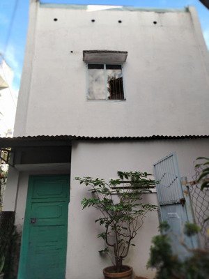 bán nhà hoàng hoa thám, 69m2(5.5m x12.5m), 2 tầng, gần 8 tỷ