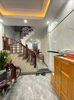 bán nhà tây mỗ - nhà dân xây ở ngay - dt 40m, 5.7 tỷ- 2 mặt thoáng sáng ngõ rộng văn minh