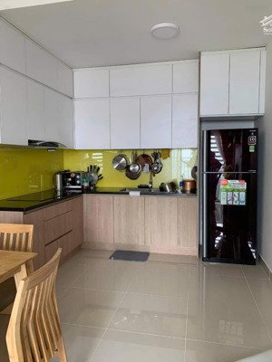 bán nhanh 2pn view sông đông nam thoáng mát the sun avenue - 7 tỷ bao hết thuế phí