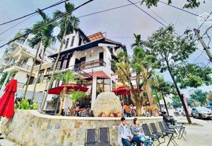 chính chủ cần bán gấp nhà riêng 4 tầng giá rẻ 185m2 vỹ dạ huế chỉ với giá 17 tỷ