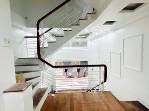 phân lô chùa bộc 50m x 5t - mặt tiền 4,5m, giá 20,5 tỷ vị trí sát mặt phố