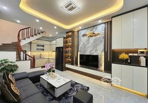 bán nhà dân xây trần duy hưng 38m² x 5t mt 5,5m gần phố, ô tô 9 tỷ hơn