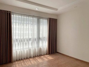 tôi là chính chủ cần bán căn hộ toà t18 times city - park hill