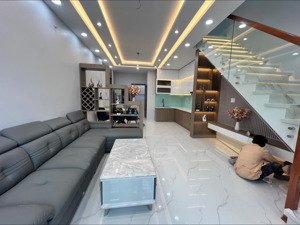 bán nhà riêng tại huỳnh tấn phát, 7,8 tỷ, 105m2, giá tốt