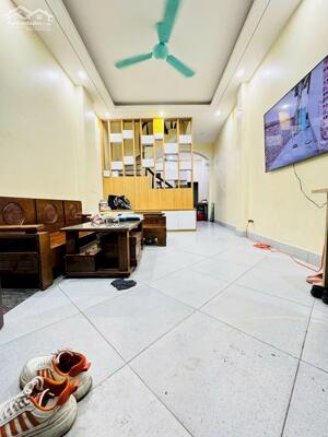 BÁN NHÀ PHỐ PHƯƠNG MAI – ĐỐNG ĐA, NGÕ THÔNG Ô TÔ ĐỖ CỬA, MẶT NGÕ CHỢ KINH DOANH.