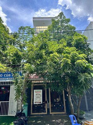 bán nhà 3 tầng,sân thượng,hẻm xe hơi,khu bên sông,hiệp bình chánh,thủ đức.102 m2 giá 12,5 tỷ,