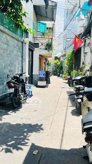 bán đất tặng dãy trọ 90m ngang 5 dài 18