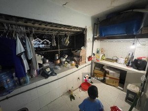 cc ngô gia tự tầng 2 dòng tiền 5tr/tháng giá 1,8tỷ lh: mr.trí