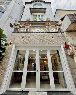 nhà đẹp kí gửi gấp vân côi, phường 7, tân bình, (54m2) giá chỉ 3,45tỷ, sổ riêng, gần chợ trường.