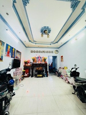 6.8 tỷ tl, 96m. 2 tầng. bán nhà hxh phạm văn đồng phường 3 gò vấp.