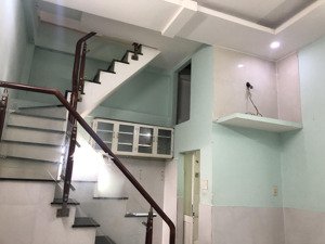 bán nhà hẻm 3.5m hậu giang, 24m2, 1 trệt 1 lầu!
