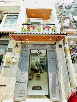 nhà ngộp bán gấp, đ.nguyễn thái sơn, p1, gò vấp, dt 76m2, giá 3 tỷ 150tr, sổ hồng riêng chính chủ