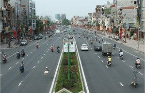 hàng hiếm + mặt phố hồng tiến + 68m + nhà mới 9 tầng + mt 6,8m + 20 đỗ cửa. 3x,x tỷ.