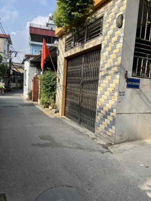 bán nhà 3 tầng- phú thị-gia lâm, nhà dân xây