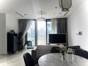 rất gấp, chị gái bán nhanh căn 2pn 78m2 11.5ty tại vinhomes golden river quận 1