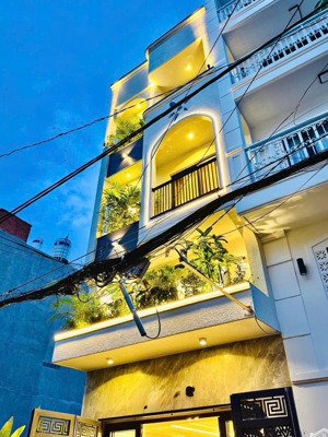 bán căn nhà hẻm gần thống nhất- thiệt kế xây dựng rất đẹp- ưu tiên khách mua nhanh