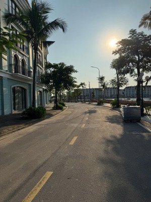 cực phẩm harbor bay bãi cháy mặt hồ