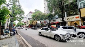 bán nhà mặt phố hàng mắm, dt 150m2 x 3 tầng , mặt tiền 8.5m, ngay ngã tư.