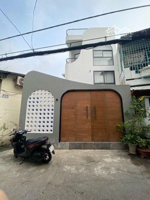 siêu phẩm-3 tầng- hxh quay đầu-bùi đình túy- bình thạnh