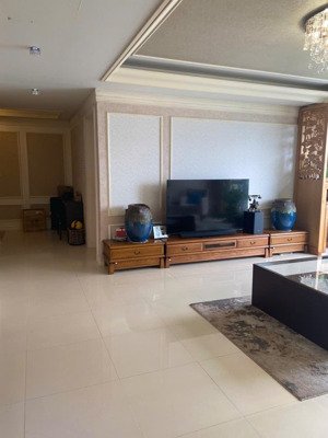 chính chủ gửi bán căn hộ 154 m2 3 pn giá 13 tỷ 5 tl