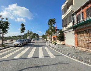 bán nhà vũ đình tụng thạch bàn dt 40m2, 6 tầng, lô góc, thang máy, gần aeon mall, giá 8.15 ttỷ