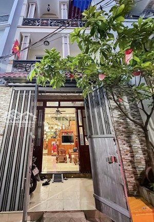 ngay trung tâm tân sơn nhì - quận tân phú- sát âu cơ - chi cục thuế đầy đủ tiện ích 4x tỷ