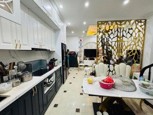 bán nhà văn cao, ngõ ba gác, gần phố, ô tô, nhà mới, full nội thất, sổ chính chủ, sân xe, 45m2*5t