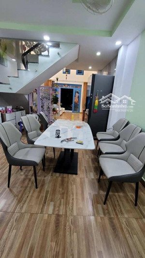 bán nhà 3 lầu tại gò cát, 5,2 tỷ, 58m2, 3pn, 3wc, hẻm xe hơi thông- hoàn công đủ