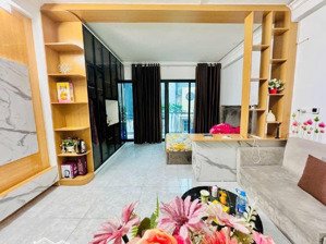 nhà trích sài 34m, 7 tầng, thang máy, full nội thất xịn sò! - ngõ oto thông! - mặt tiền lý tưởng!