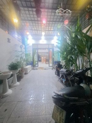 bán nhà 2 tầng đường thạnh xuân 52, phường thạnh xuân, q12, dt 94m(4x25).đường 6m thông giá 4,7tỷ,