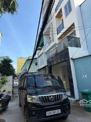 bán nhà 4x15m,1t,3l,st mặt tiền hẻm xe hơi đường nguyễn thị thập,quận 7
(cách mặt tiền ntt chỉ 30m)