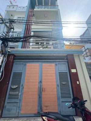 nhà chính chủ tự xây 4 tầng, hẻm xe tải thông, 78m2, 4pn 5wc, sổ hoàn công đủ, chưa qua đầu tư.