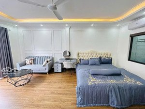 siêu phẩm ngọc trì thạch bàn dt 50m2, mt 5m, gara ô tô, thoáng trước sau, gần aeon, giá 9.25 ttỷ