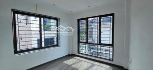 chỉ 8.15 tỷ có nhà 41m x 5 tầng - giáp ngoại giao đoàn - xuân la - tây hồ - ôtô đỗ cổng -2 thoáng