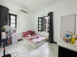 chính chủ cho thuê phòng ngõ 255 cầu giấy phòng tầng 2 giá 3tr đầy đủ nội thất vệ sinh 2 phong 1nvs