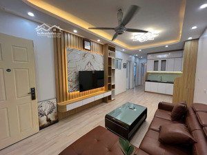 bán gấp 3n2vs 91m2 cc tân việt mặt đường 32