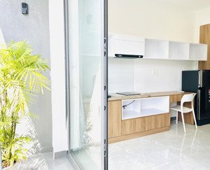 chdv đầy đủ nội thất ban công rộng, máy giặt riêng - p12 tân bình chính chủ cho thuê